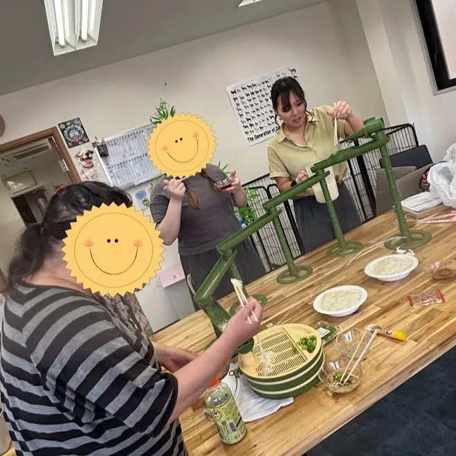 『流しそうめん』